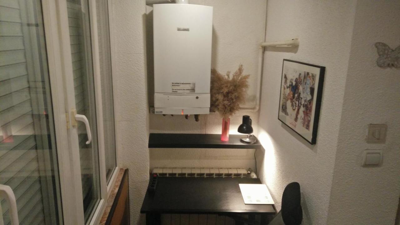 One Bedroom Apartment French Embassy 부쿠레슈티 외부 사진