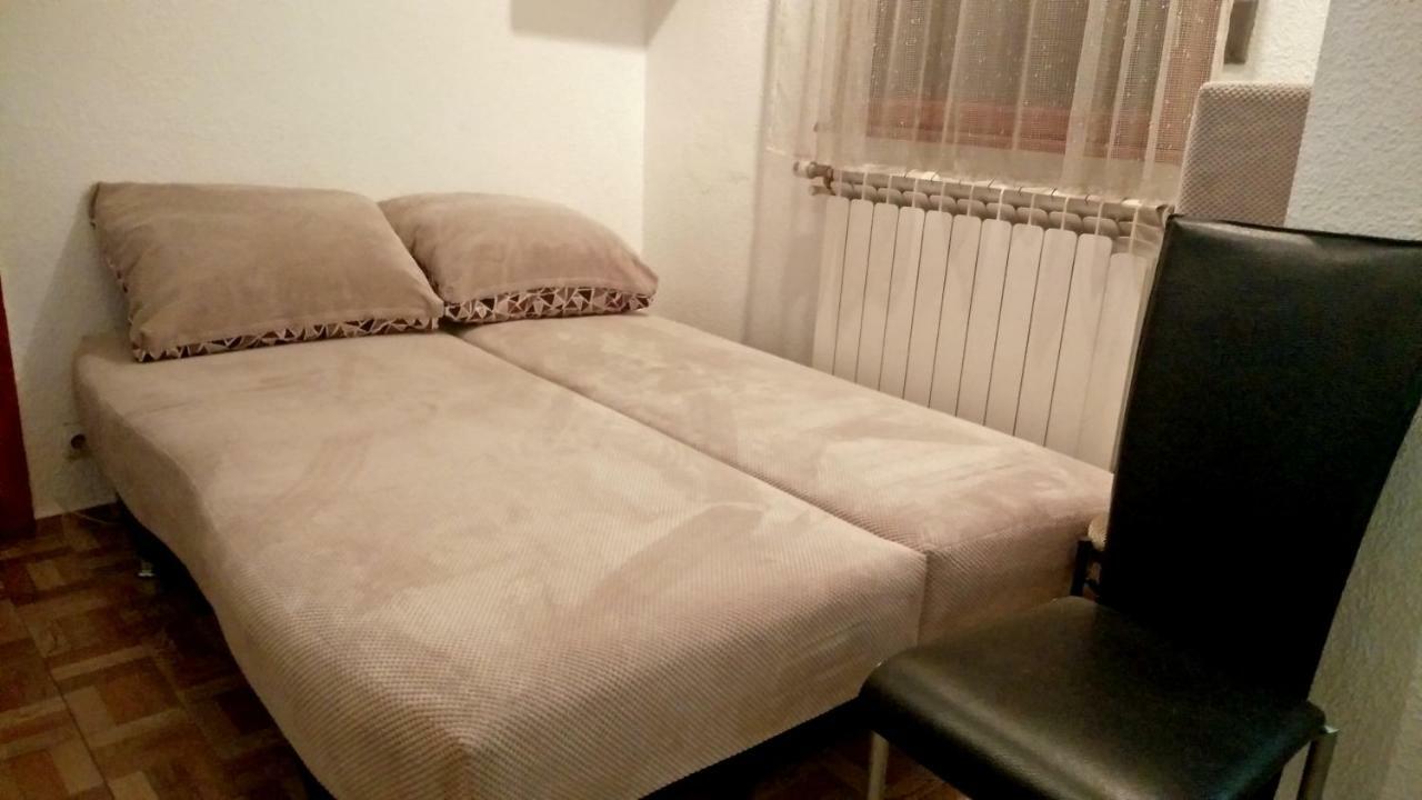 One Bedroom Apartment French Embassy 부쿠레슈티 외부 사진